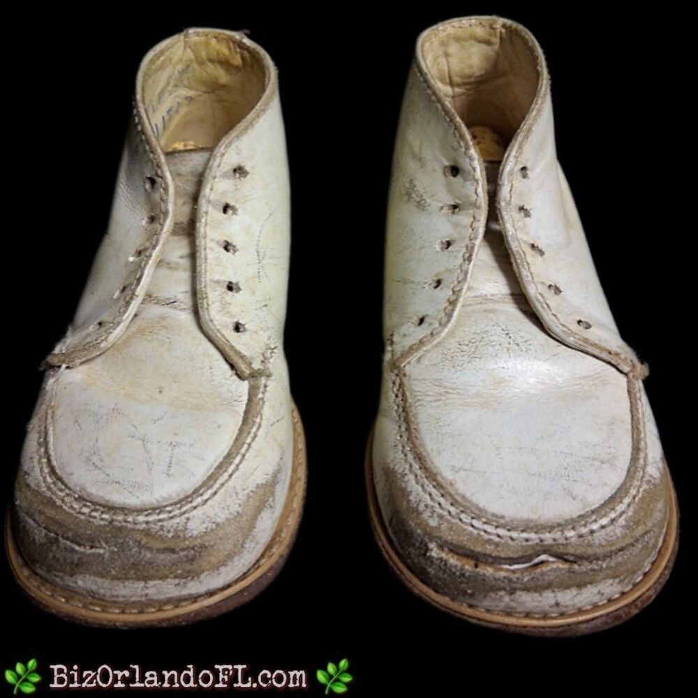 VINTAGE: Sears White Leather Baby / Toddler Lace-Up Shoes 1960s (No Laces)